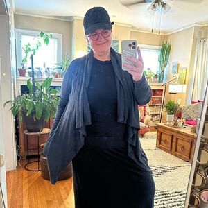 Anthropologie Bordeaux ribbed dark grey knit cardigan with pockets in L